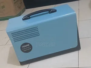 2 Way Solar Power Bank 1000 Watts + Solar Panel