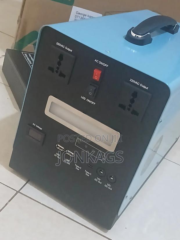 2 Way Solar Power Bank 1000 Watts + Solar Panel - thumbnail 4