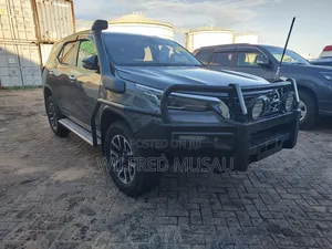 Toyota Fortuner 2020 Gray