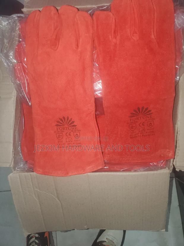 Heat Resistant Gloves - thumbnail 4