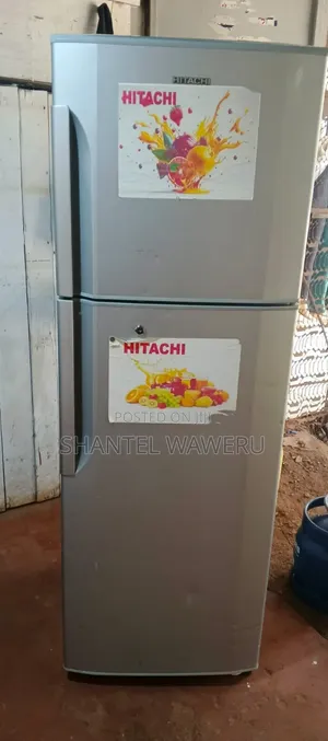 Hitachi Large Refrigerator <>/2 Door Frost at Free