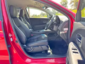 Honda Vezel 2018 Red