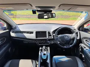 Honda Vezel 2018 Red