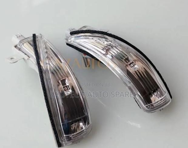 Mazda Demio Sidemirror Indicator Available