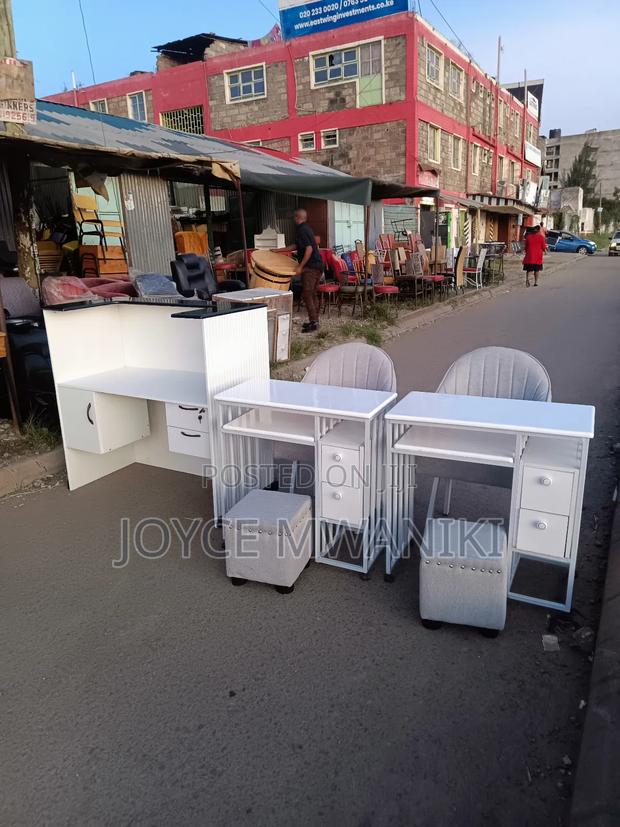 2 Manicure Sets and Reception Desk - main view
