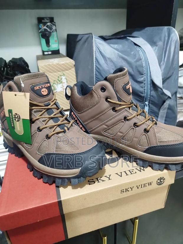 Sky View Hiking Boots - thumbnail 2
