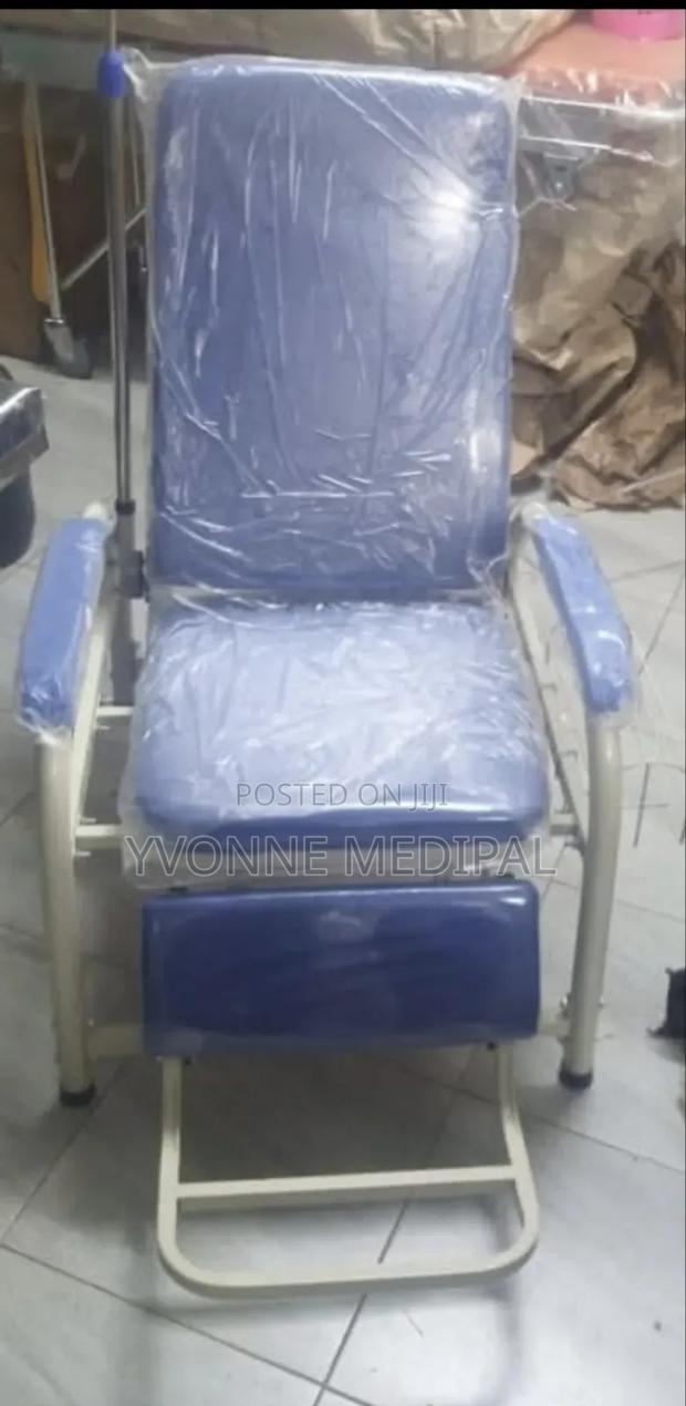 Phlebotomy Seat/Infusion Chair - main view