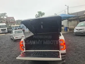 Toyota Hilux Revo Double Cab Deisel 2.4 RWD 2022 White