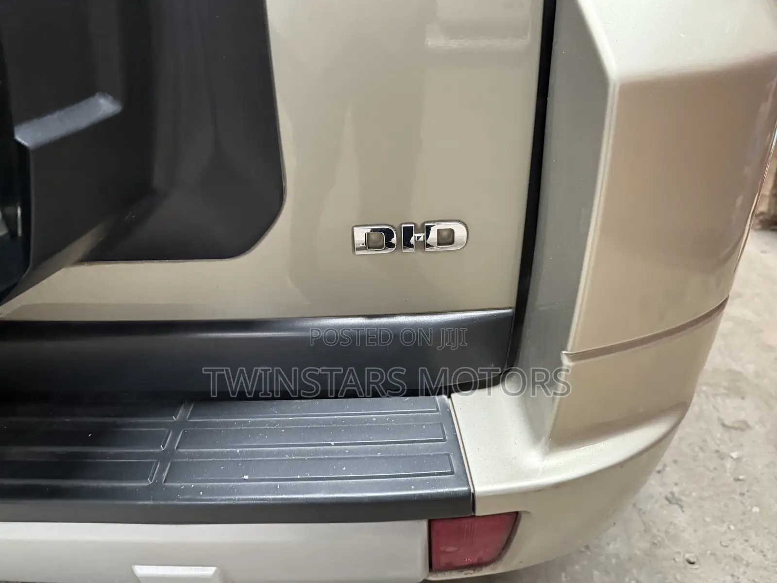 Mitsubishi Pajero V90 3.2 DI-D 2014 Gray