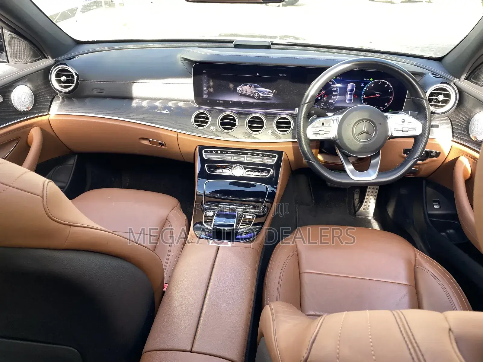 Mercedes-Benz E200 2018 Black