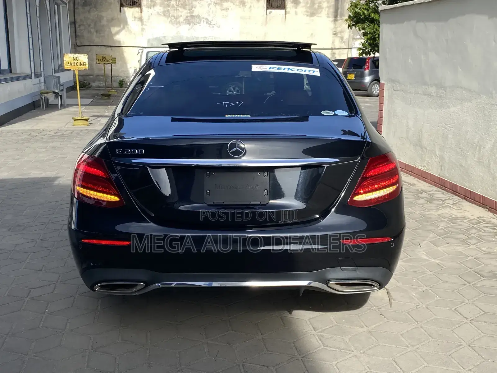 Mercedes-Benz E200 2018 Black