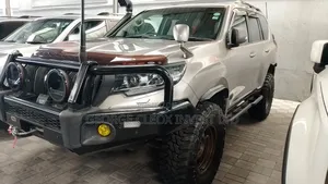 Toyota Land Cruiser Prado 2020 Beige