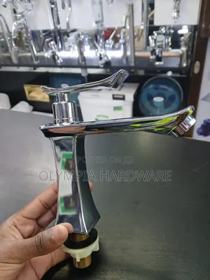 Pillar Tap