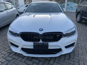 BMW M5 Base AWD 2018 Pearl