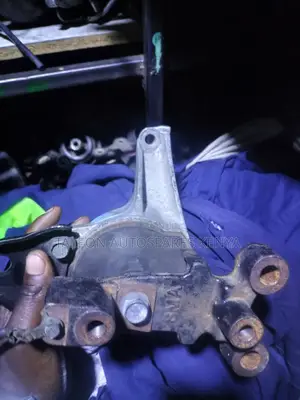 Honda Stream Engine Mount