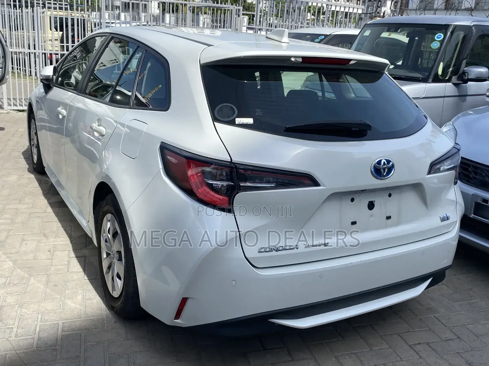 Toyota Corolla 2018 White