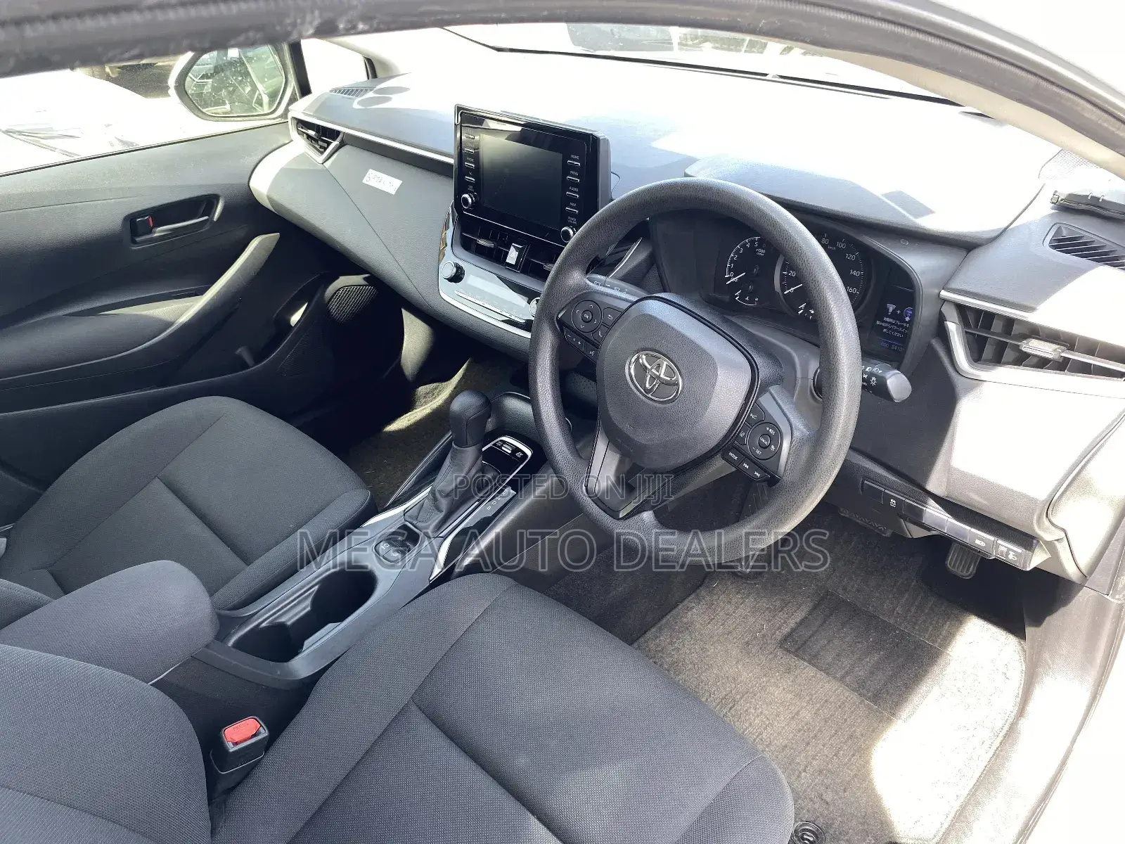 Toyota Corolla 2018 White