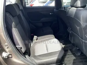 Mitsubishi Outlander 2018 Brown