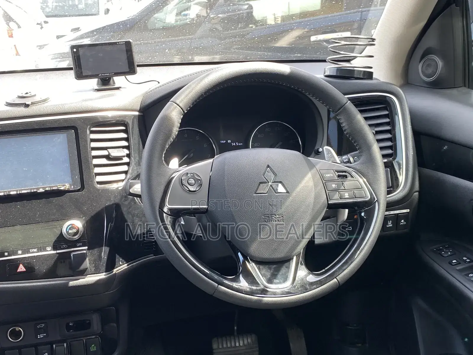 Mitsubishi Outlander 2018 Brown