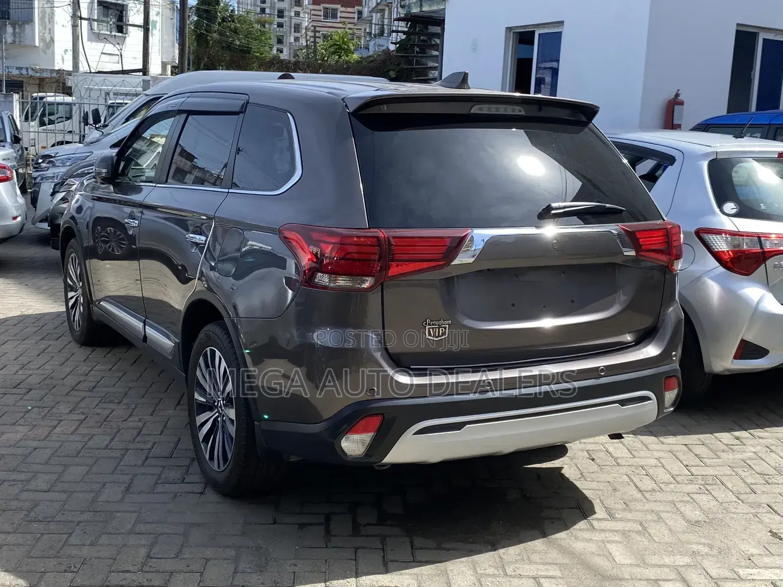 Mitsubishi Outlander 2018 Brown