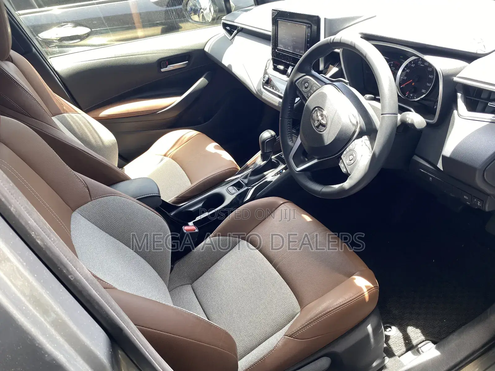 Toyota Corolla 2018 Brown