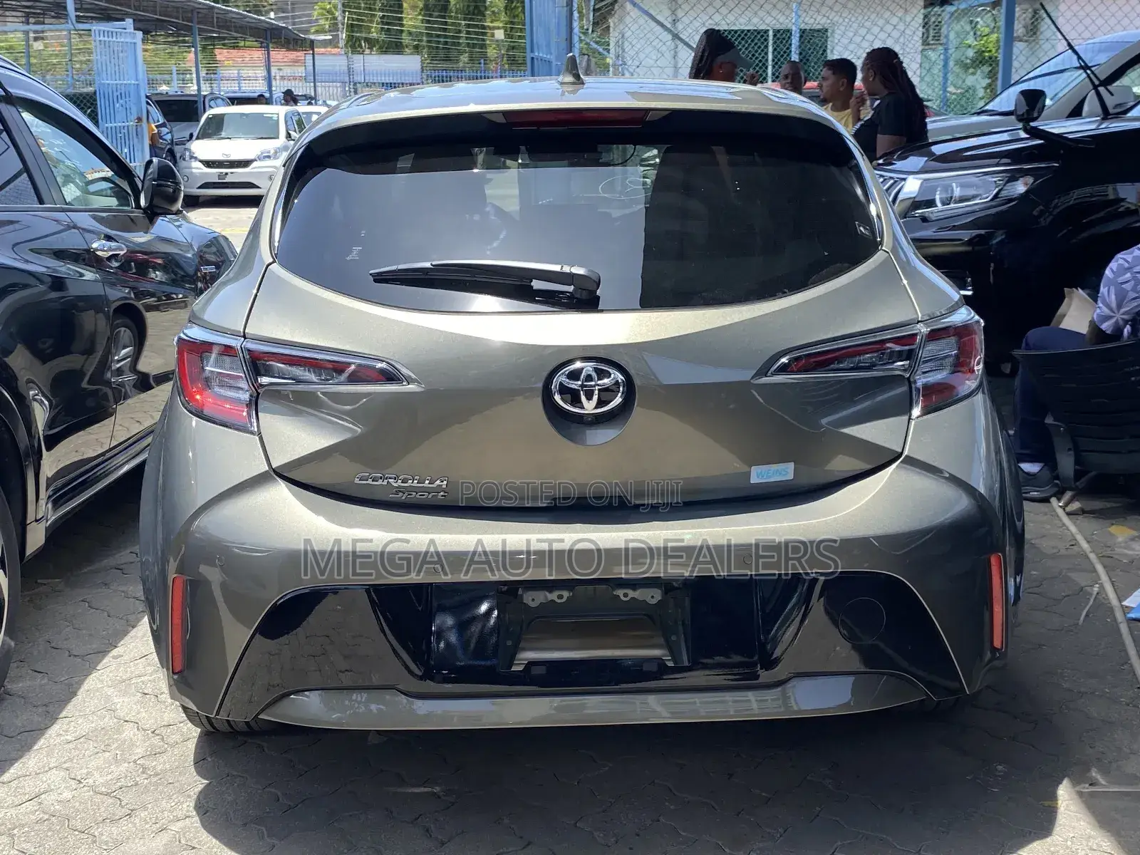 Toyota Corolla 2018 Brown