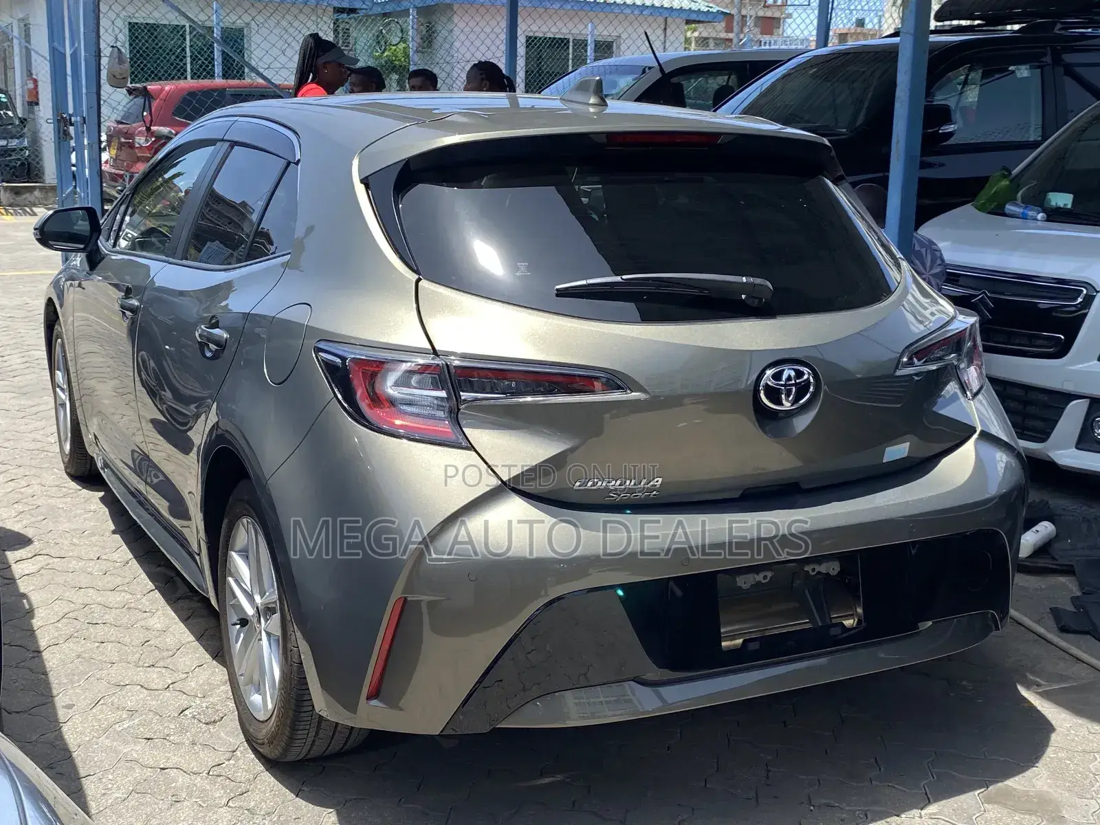 Toyota Corolla 2018 Brown