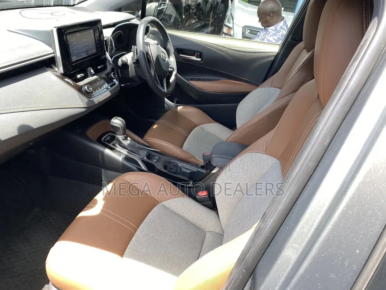Toyota Corolla 2018 Brown