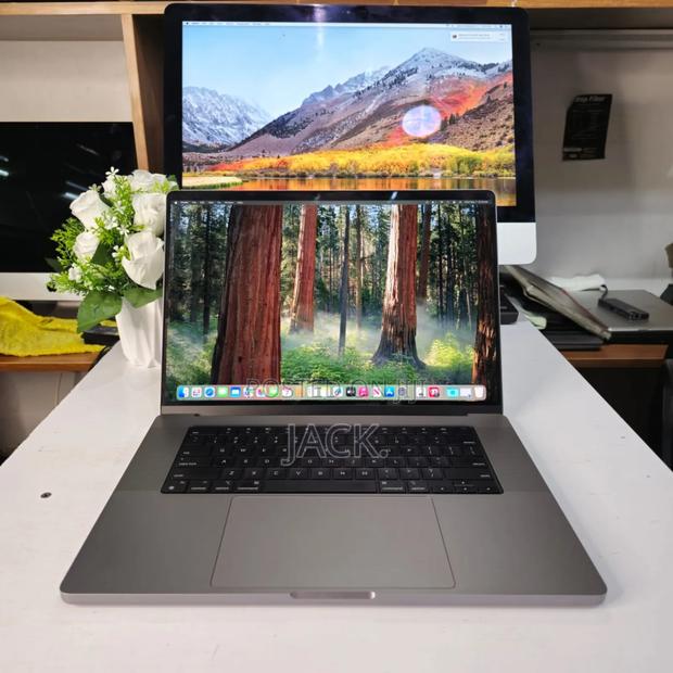 Laptop Apple MacBook Pro M1 16GB Apple M1 Pro SSD 512GB - main view