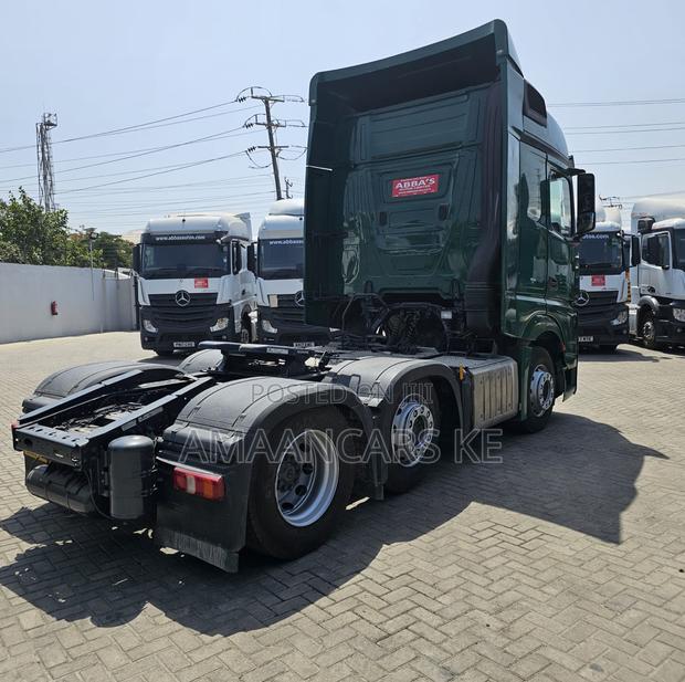 Actros 2545 2017 Mp4 Green - thumbnail 6