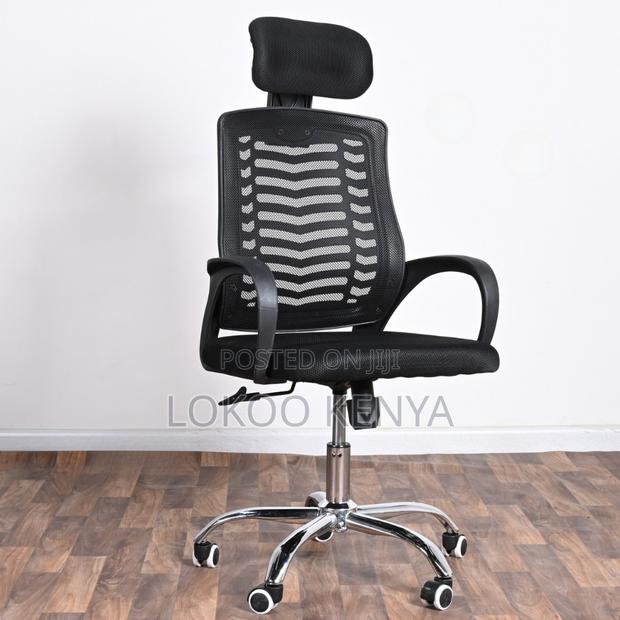 Office Chair: Ergonomic Executive Chair With Headrest - thumbnail 2