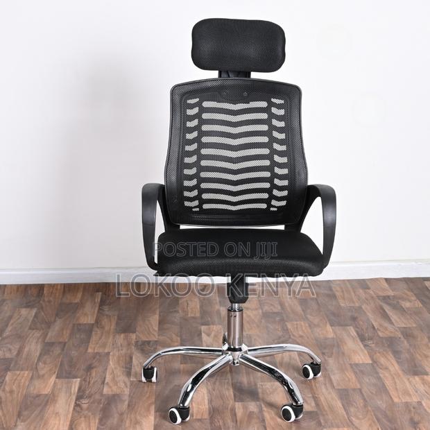 Office Chair: Ergonomic Executive Chair With Headrest - thumbnail 4