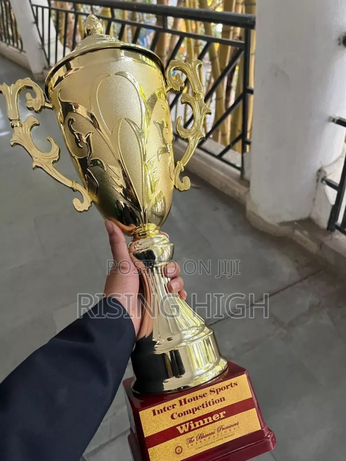 Affordable Trophies for Events $ Corporate Awarding