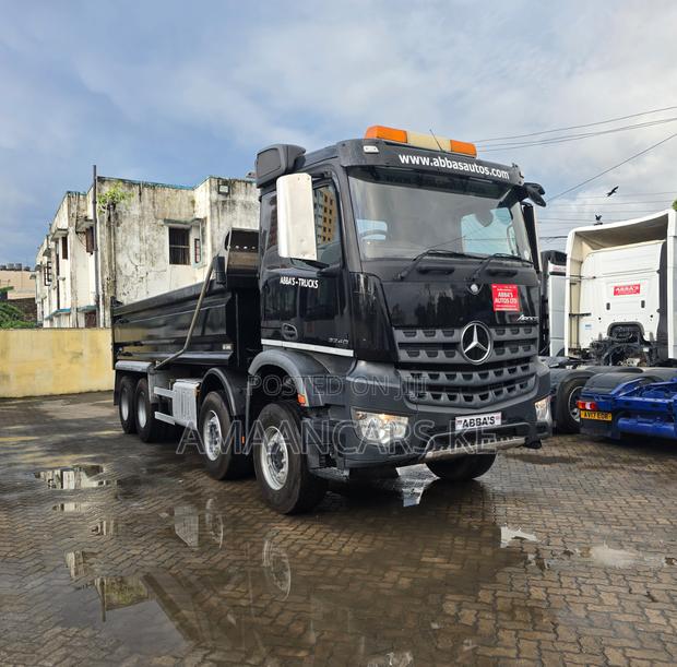 Mercedes Arocs Tipper 4 Axle