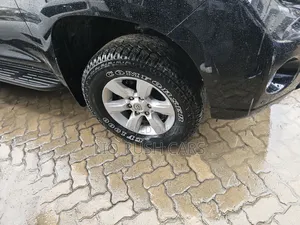 Toyota Land Cruiser Prado 2014 Black