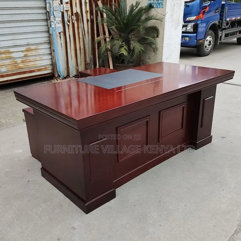 Office Table:1600mm Senior Management Stylish Office Desk