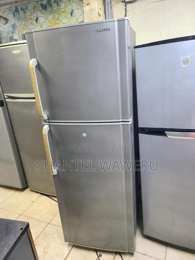 Sa Double Door Fridge _/ Samsung 288litres - main view