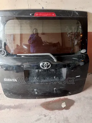 Ex Japan Sienta 2012 Boot/Tailgate
