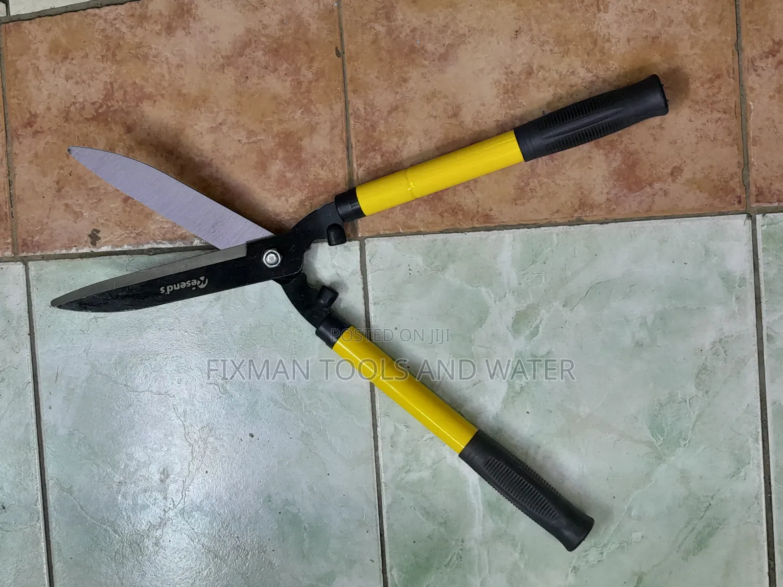Adjustab Hedge Shear Set For Fence And Flowers