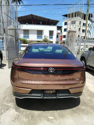 Toyota Crown 2022