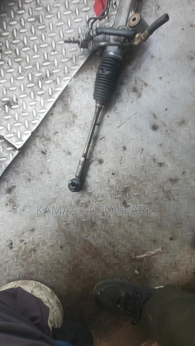 Toyota Vigo Steering Rack 4wd - thumbnail 3