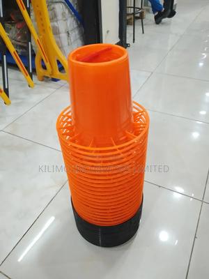 3kg Manual Feeder Orange - thumbnail 2