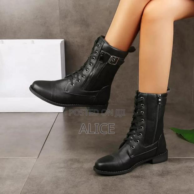 Unique Boots - thumbnail 2