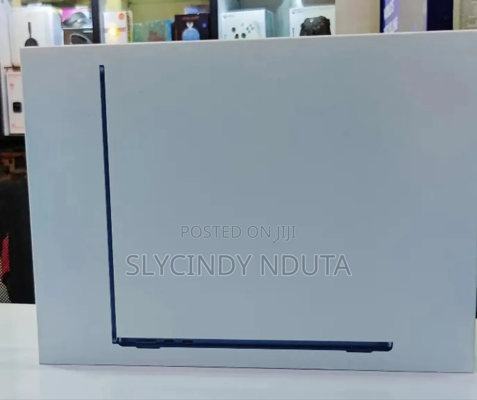 New Laptop Apple MacBook Air 2022 M2 16GB Intel Core M2 SSD 256GB