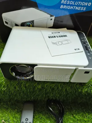 T6/Q6 Projector