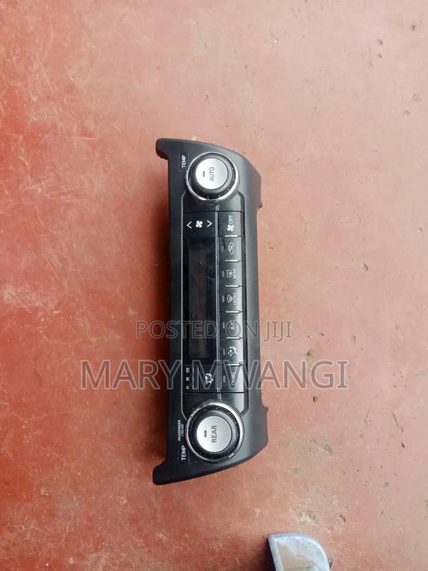 Ex Japan Prado 150 Ac Control - thumbnail 2