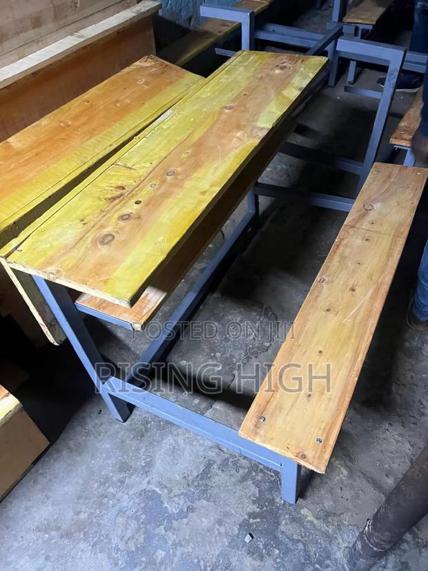 High Quality School Desks Triple