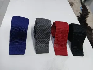 Plain Woollen Tie