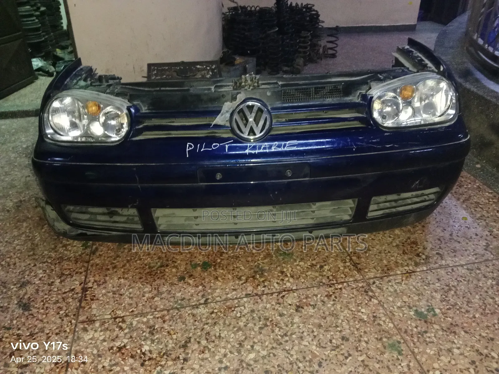 Volkswagen Golf Mk4 Nosecut