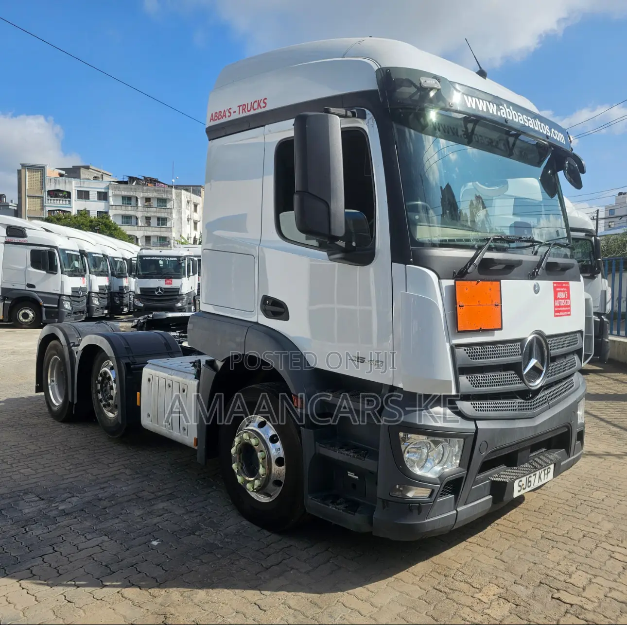 Mercedes-Benz 2017 White